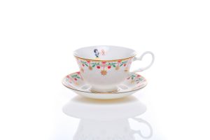 el-snow-white-cup-and-saucer